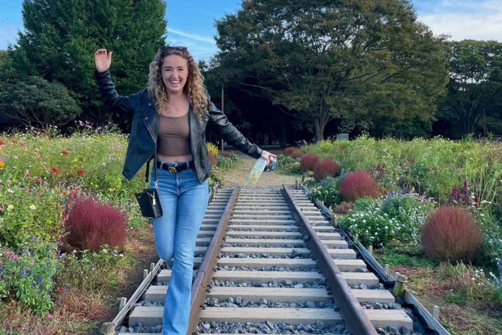 Charlotte exploring Japan’s beautiful landscapes, discovering culture, nature, and new perspectives beyond the classroom