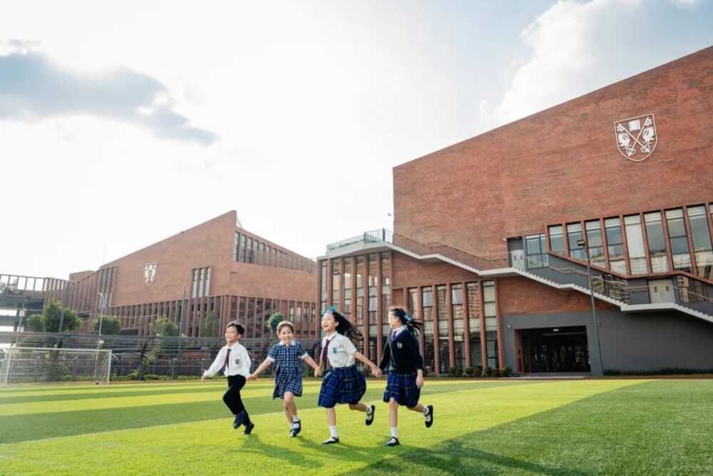 Brighton College in the UK seamlessly merges academic excellence with the cultivation of curiosity and independent thinking in every student